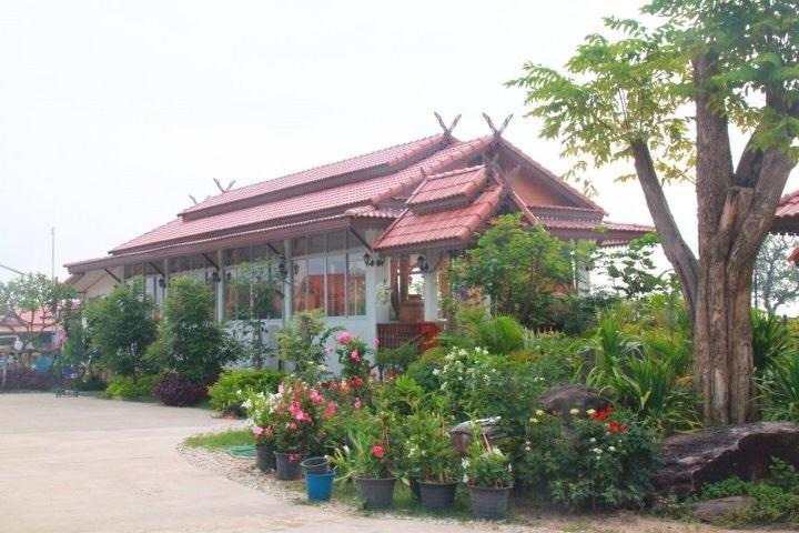 Plaifah Resort Ubon Song Khon Exterior photo