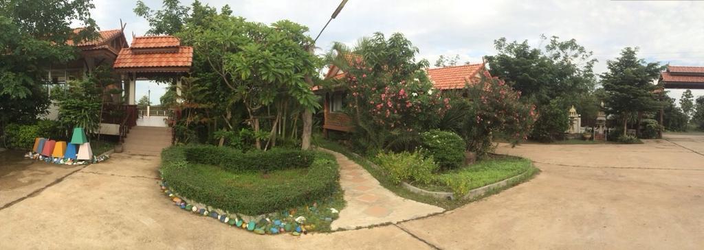 Plaifah Resort Ubon Song Khon Exterior photo