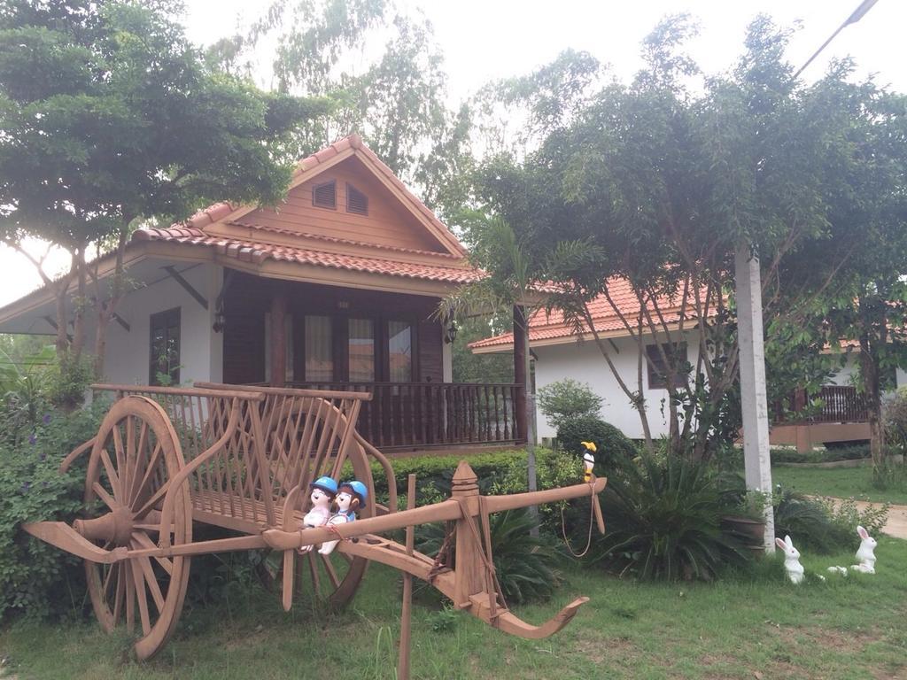 Plaifah Resort Ubon Song Khon Exterior photo