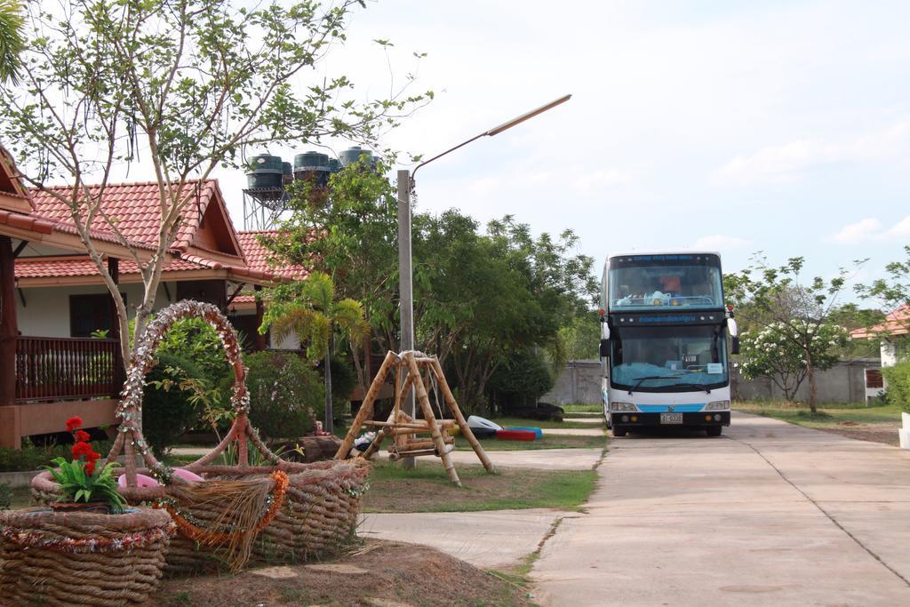 Plaifah Resort Ubon Song Khon Exterior photo